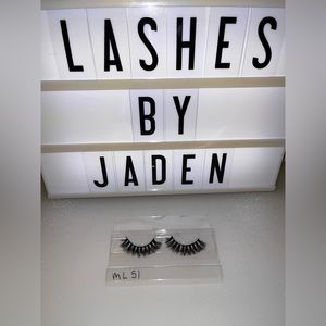 Lash Strip ML51